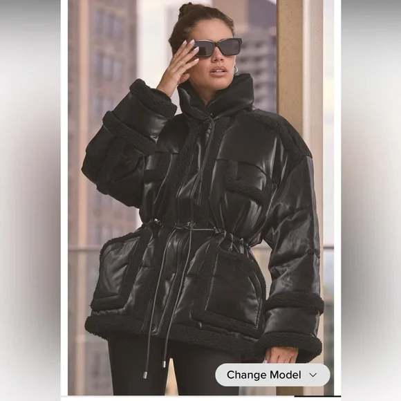 ALO Yoga Glossy Black Puffer Coat - Picture 1 of 12